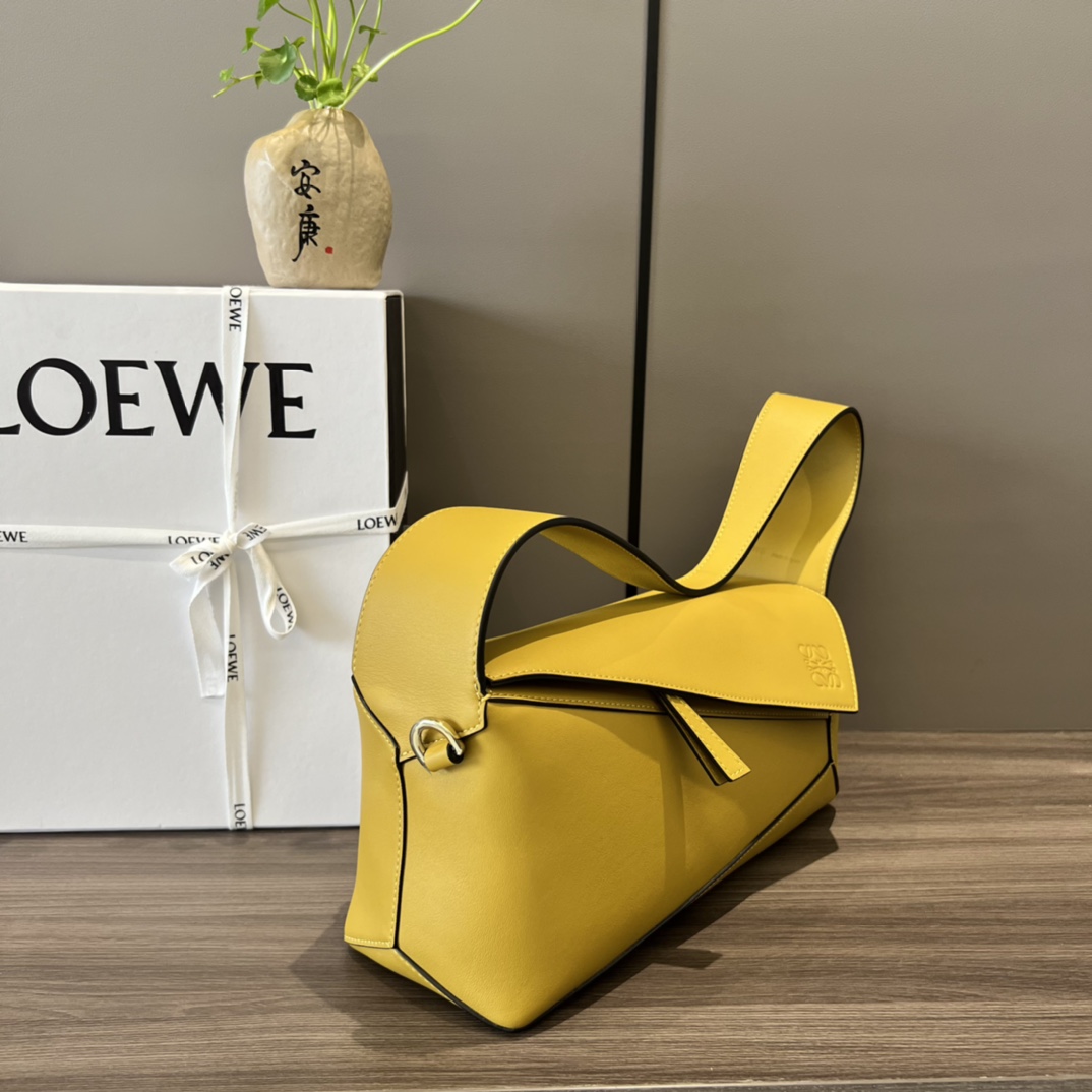 Loewe Puzzle Bags